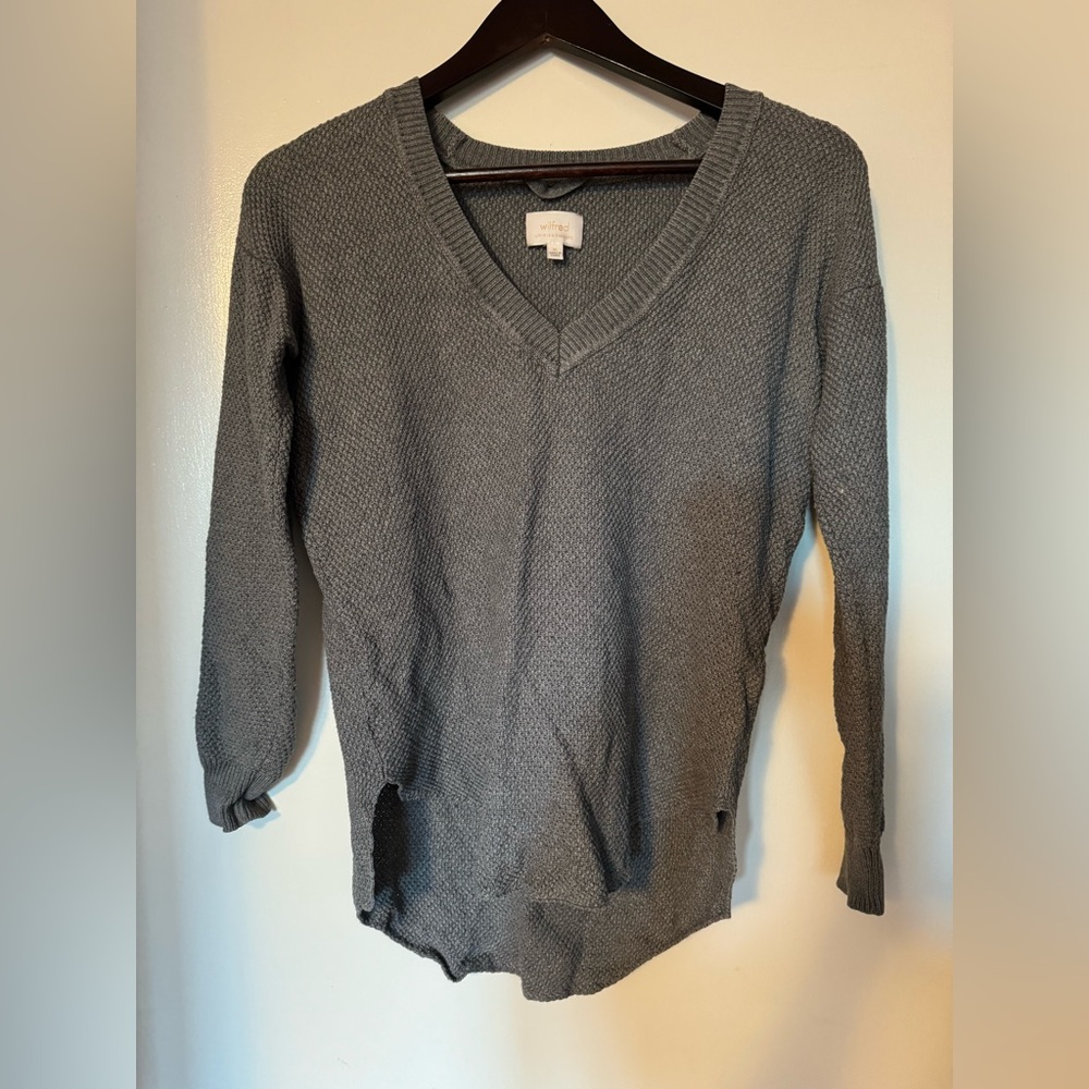 cashmere aritzia sweater top